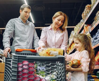 family doing grocery shopping