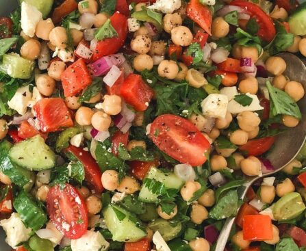 Mediterranean Chickpea Salad